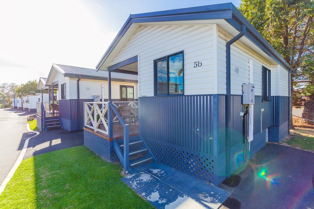 Riverside Cabin Park Eaton Exterior foto